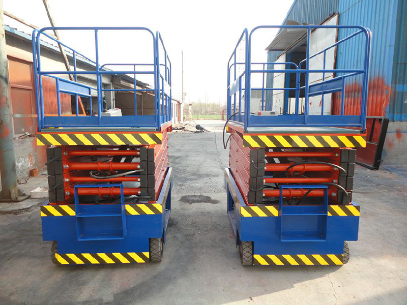 自走式剪叉升降平臺